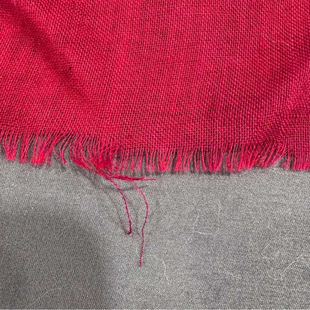 Worthington vintage 100%   wool scarf